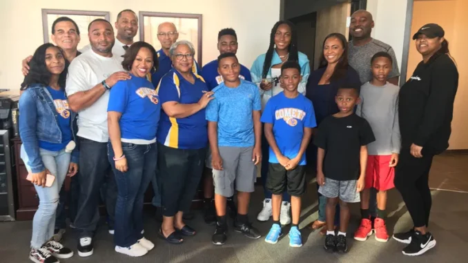 1627-nm-Coco-Gauff-Family